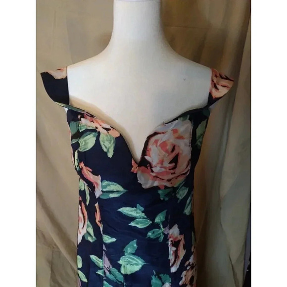 Sequined Hearts Dress Maxi Tiered Ruffled Hem Blue Floral Sz 7 off shoulder Prom - Picture 3 of 14